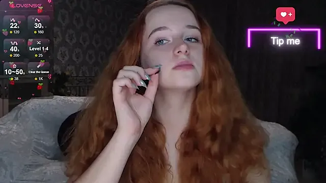 LunaSweet18 — slap on the ass 4 times