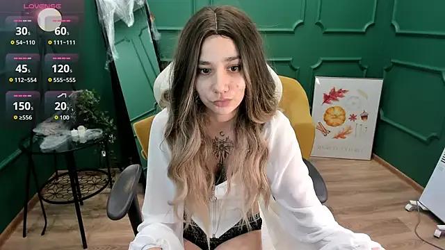 StripChat Lunel_kitten is Private Lunel_kitten — wink + air kiss