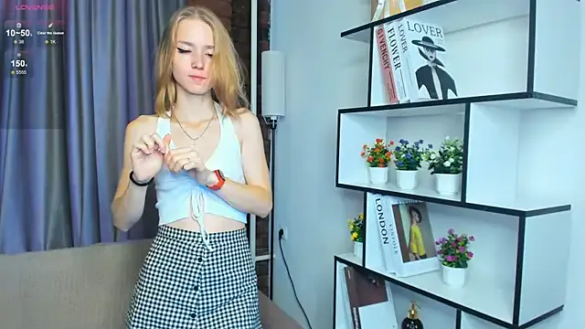 LushSecret — Sexy striptease