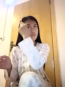 luy-xinh02 — V yu 