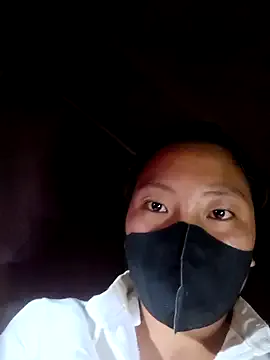 ly-xinh01 — Freechat on StripChat