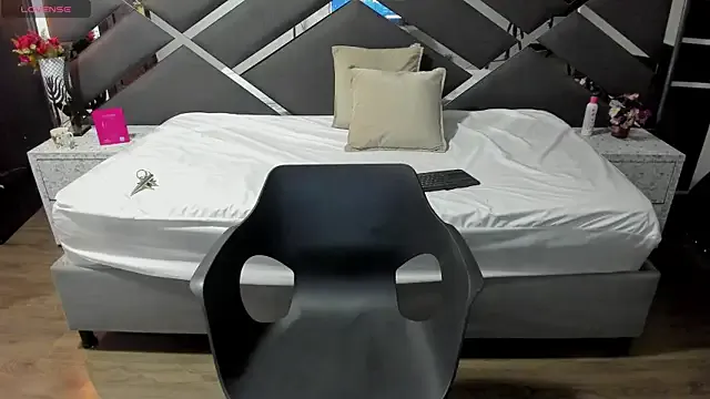 LyaScott — Show and spit Pussy 