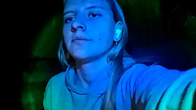 LynteriLain — Body tour