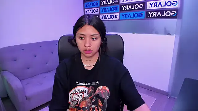 Maddiee_Jackson — show dildo pussy