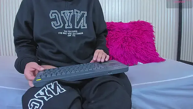 Madeline_Cooper08 — SHOW FUCK MY ASS DIRTY