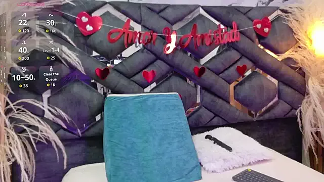 Madison_03 — 2 FINGERS IN THE ASS
