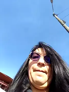 MAFE__29 — I drive my car with my tits out