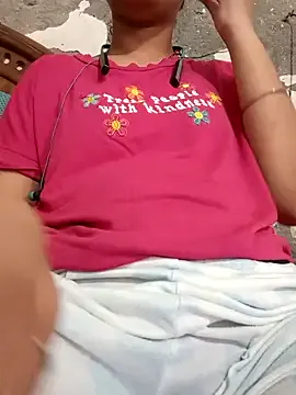 Mahira_Kapoor —  Hot Body Tease 