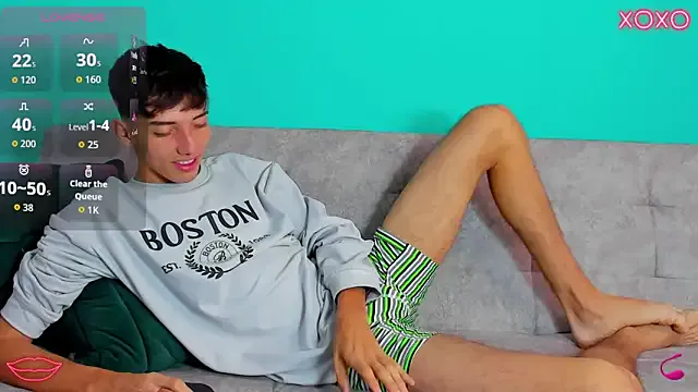 Maikol_Ortiz — Let's play with my cock and my ass