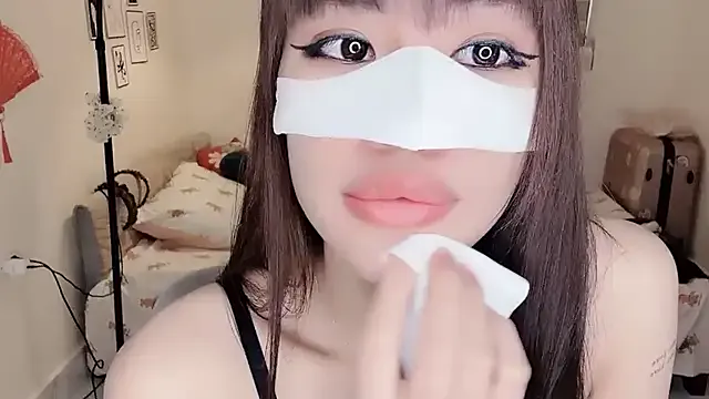 MaiLiiil — fuck dildo while control lush 5min