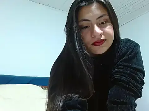 Maira_Diaz — show ass