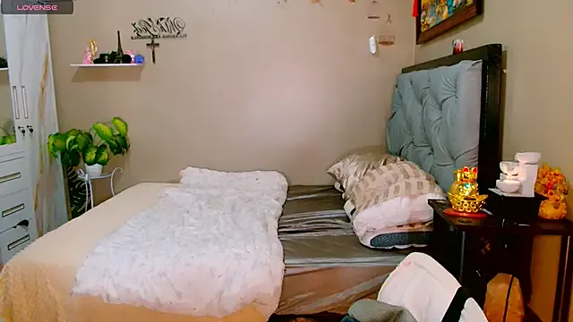 Majestic_Jasmine — Cum with me
