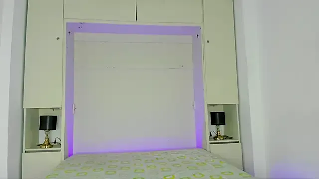 MalikBravee — Spread Ass