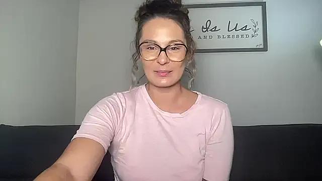 Mandyrheaa — Bottoms sliding down