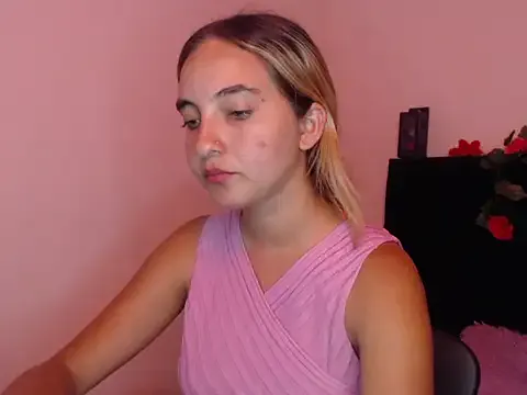 mandyy_petite — Flash boobs