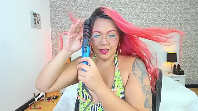 Manu_silver_ — babas en las tetas y chupar el dildo