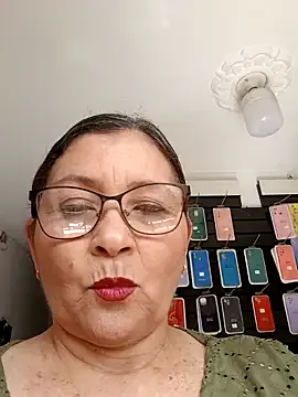 marfil_milf — Fallarme en la casa de mi amiga