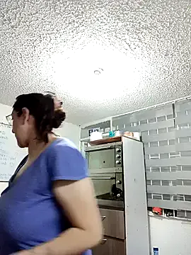 MargaretMonroe — oil in my tits!!