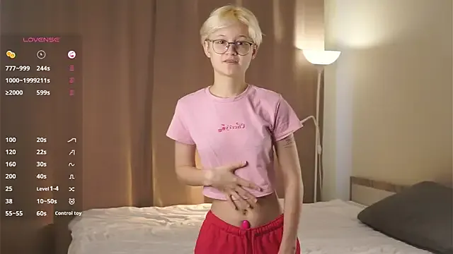 MargertDoyen — suck finger and eye contact