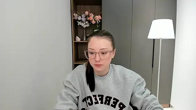 MarguriteNorwood — I'll get up and show you my outfit