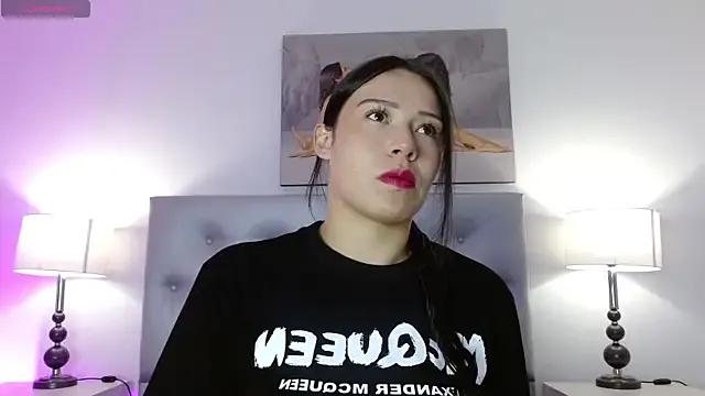 Mariaaam_ — Submissive in the chair