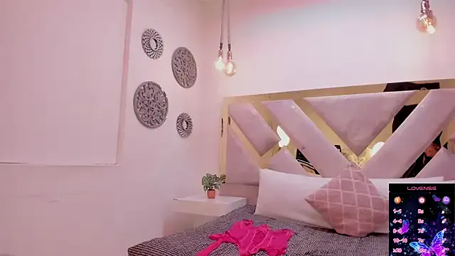Marianee_Rousse — CONTROL TOY X5MIN 