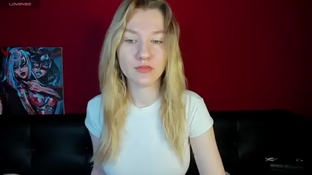 Mariel_Brown — massage tits close to cam