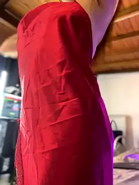 MarilynSmith01 — Doggy + finger my ass