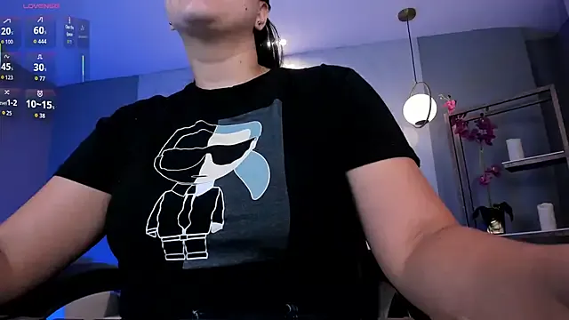 MartinnaBonnet — Sexy dance naked