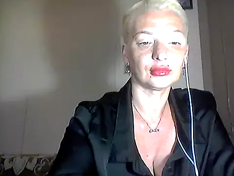 MaryJane441 — Freechat on StripChat