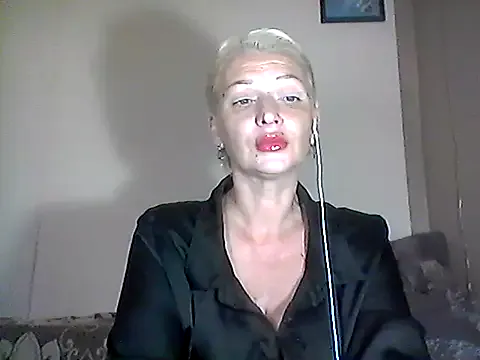 MaryJane441 — Freechat on StripChat