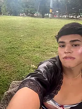 Matt_Swett — Suck dildo and get naked