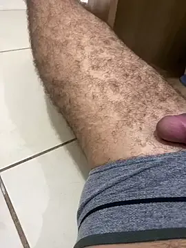 Maurob18 — Gozar sentando