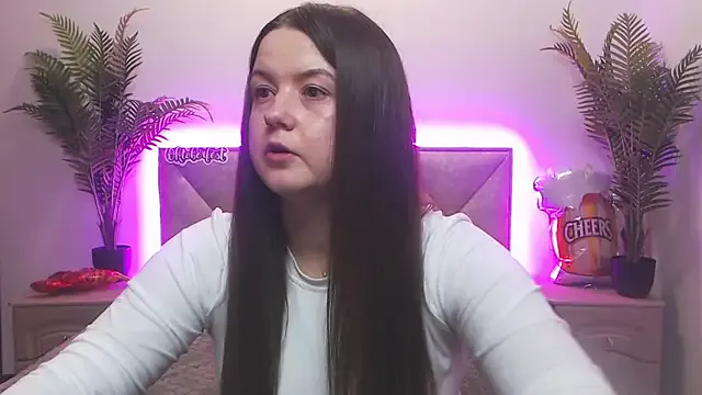 MavkaCute — feet show