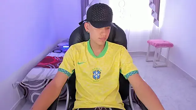 maxthomson_boy — MASTURBATION