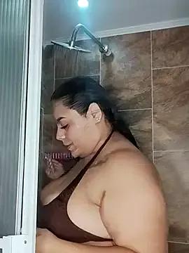 MayaCurvy — Rub the ass 
