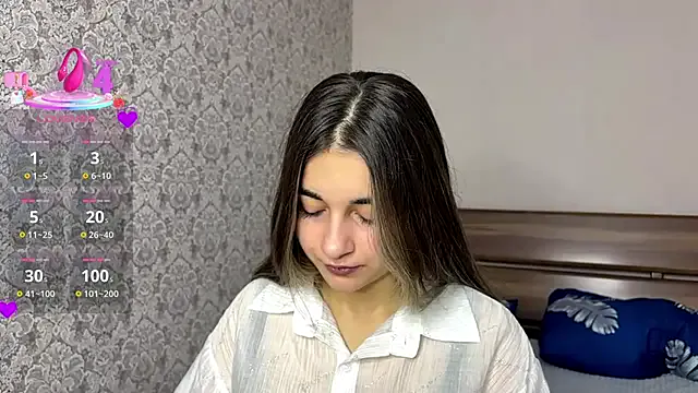 MaydaFarran — Show my pretty feet