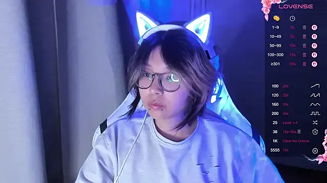 maydaykimmy — 20 buttspanks <3