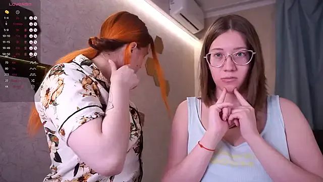 MaymeDeuel — Lick our fingers^^