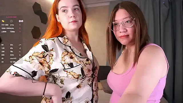 MaymeDeuel — Lick eachother fingers^^