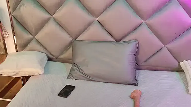 mayte_evans — Fingering ass
