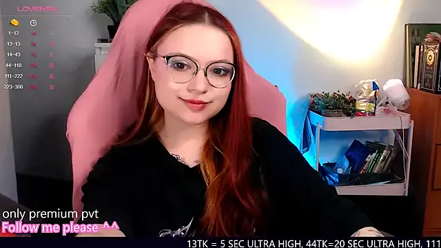 me__hanna — take off panties + show pussy + cum: