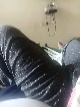 meenahotdarling — Boob show