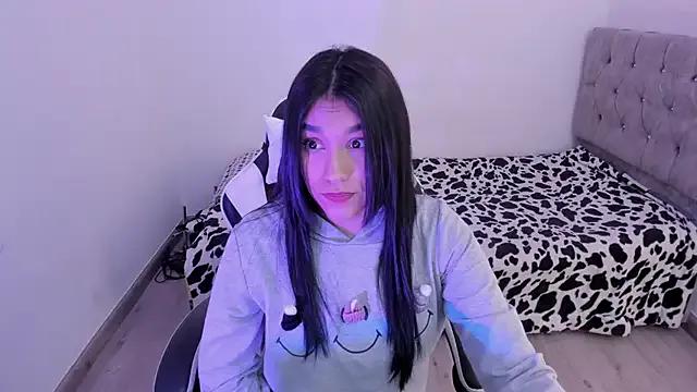 StripChat megaan_cb is Freechat megaan_cb — Show breasts with oil