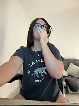 Megan_lu2 — put my pussy