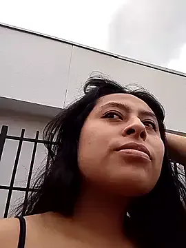 Megan_monroe_outodoors — Showing my tits to someone at college