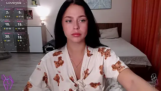 Megan_Nilson — show boobs