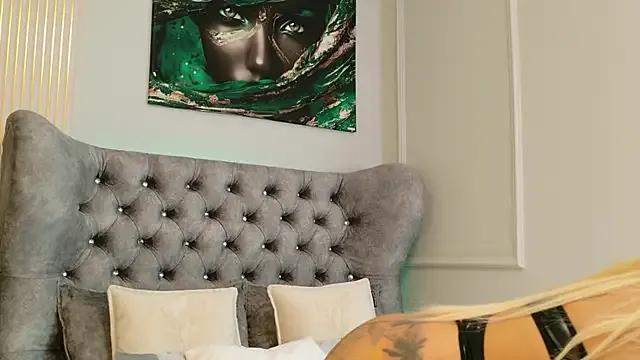 MeganXDesire — Squirt explosion at goal