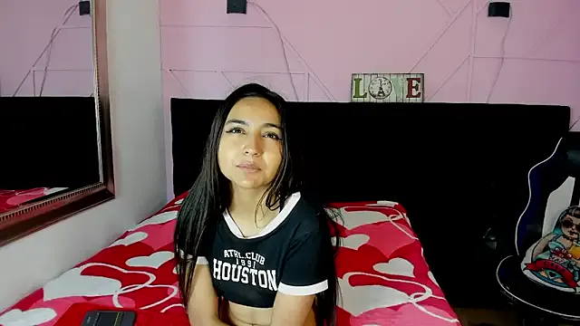 MeggannFoxx — Sexy dance with oil