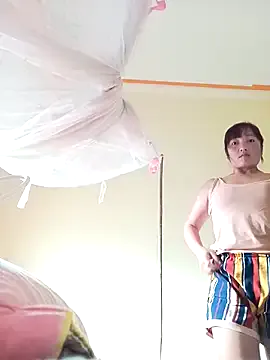 Mei-sexy — I am a poor girl. Please help me.